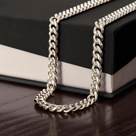 Bold Cuban Chain Necklace